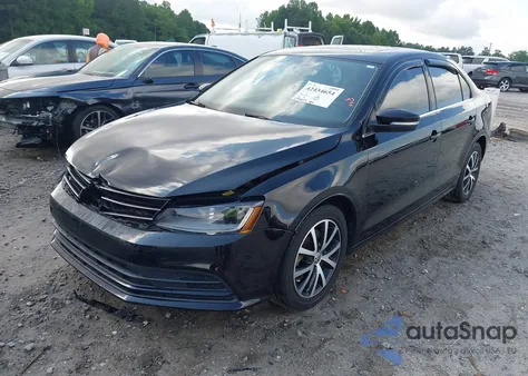 2017 Volkswagen Jetta 1.4T Se z USA, uszkodzony, nr VIN 3VWDB7AJ1HM254124